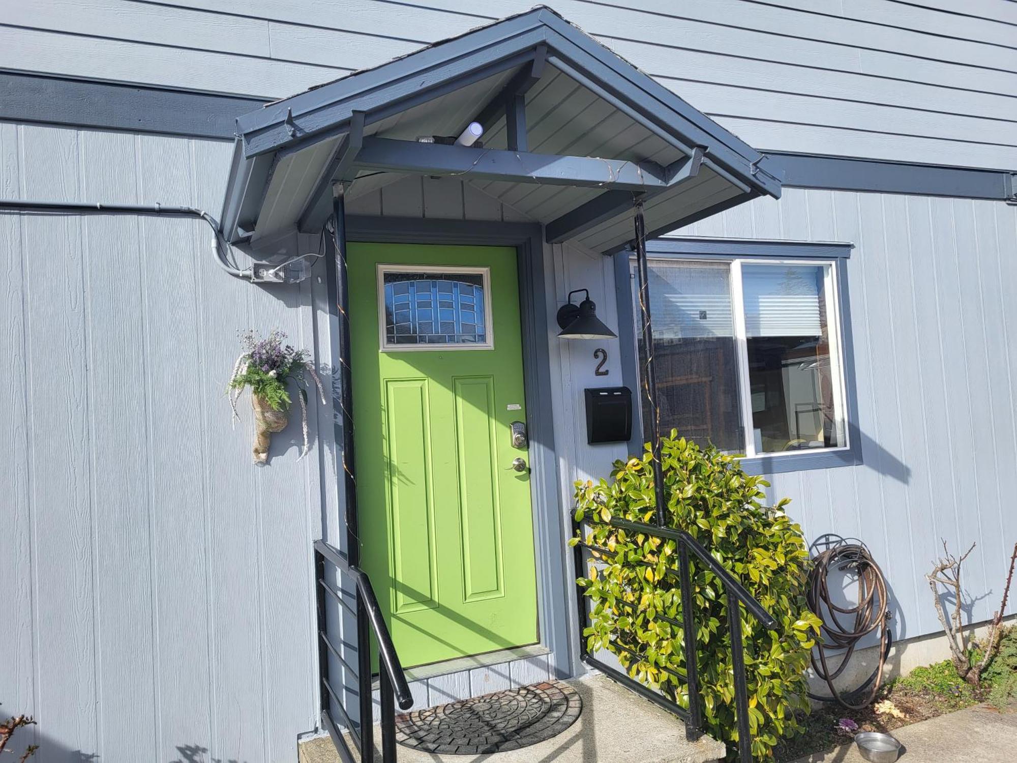 #2 With Large Kitchen Across The Street From The