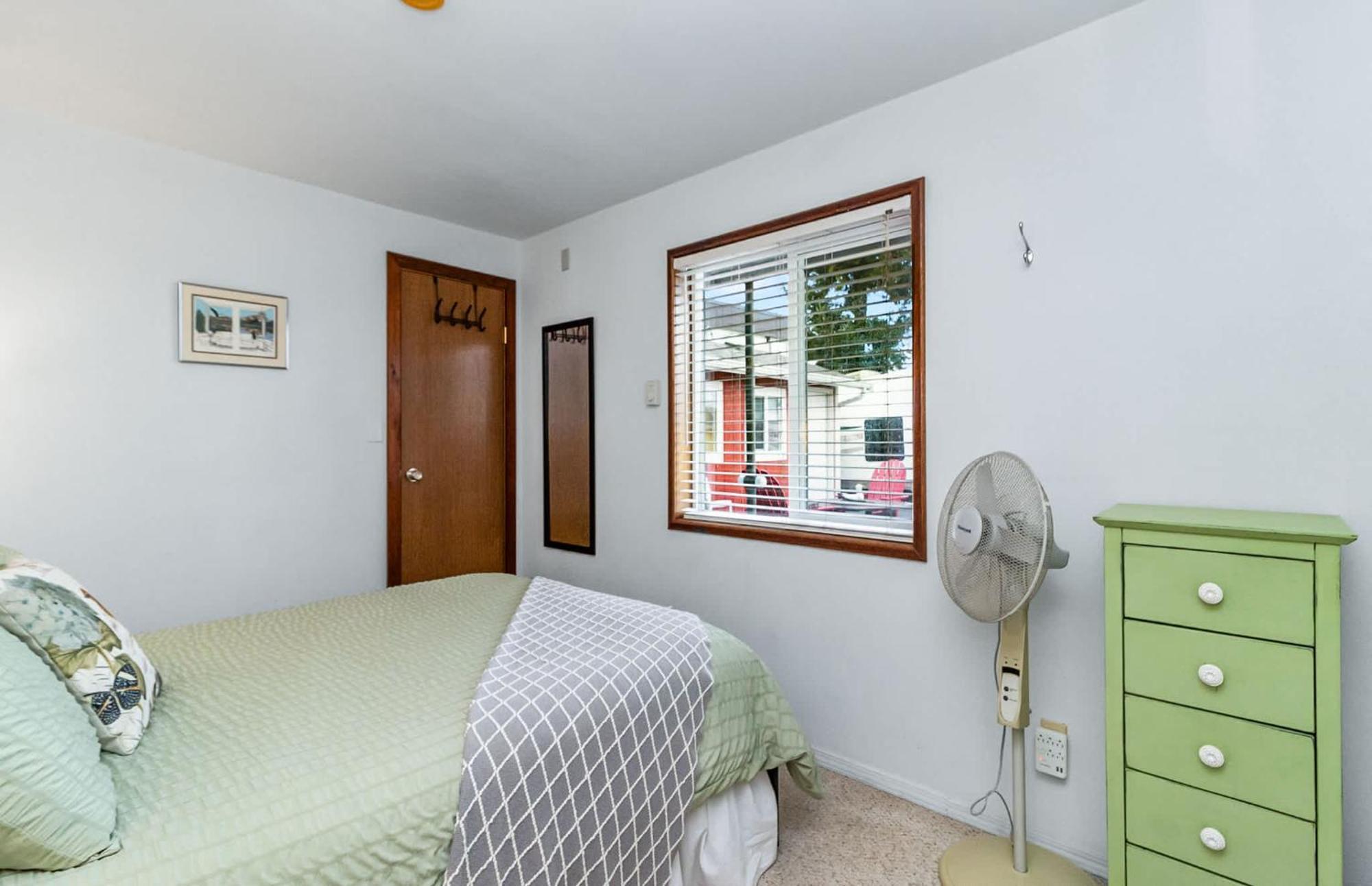 #2 With Large Kitchen Across The Street From The Apartamento *